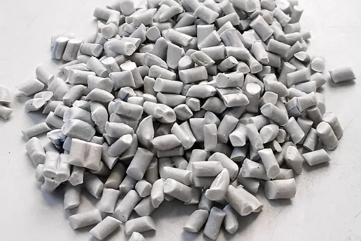 Recycled PP Granules manufactured by Shri Lakhdatar Industries
